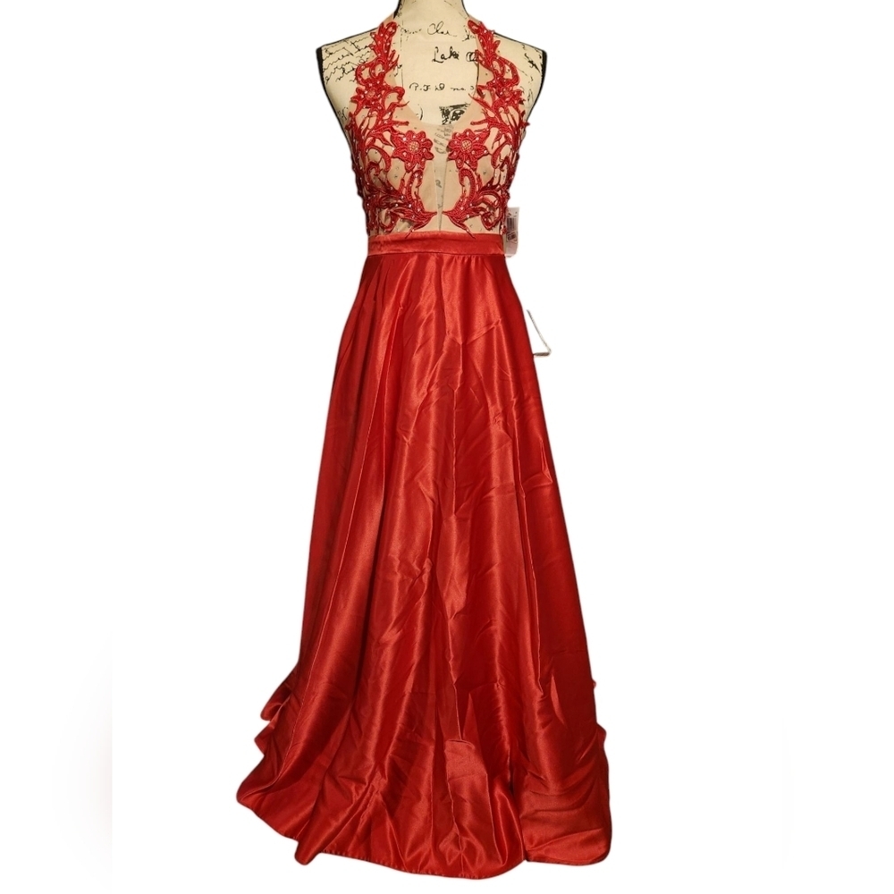TLC Say Yes To The Prom Elegant Red Halter Evening Gown - Picture 3 of 11